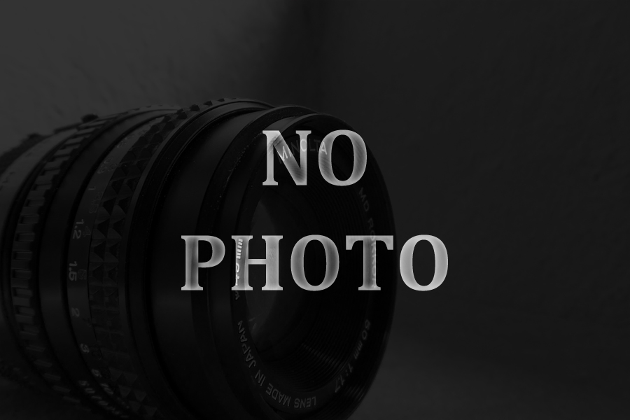 lens-camera-photography-vintage-1464552 by proyec rtm via Pixabay